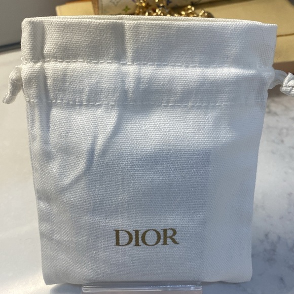 Christian Dior Clip on Earrings With Box and Dust Bag in Unused Condition - Picture 8 of 10